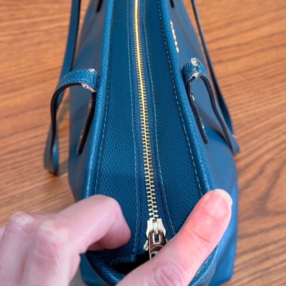 Coach Teal Pebbled Leather City Tote Shoulder Bag - Perfect Work Bag 🏙️ - Picture 4 of 13